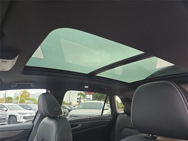 New 2026 Volkswagen Atlas Cross Sport SE image 28