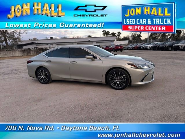 Used 2025 Lexus ES 350 350 4D Sedan image 15