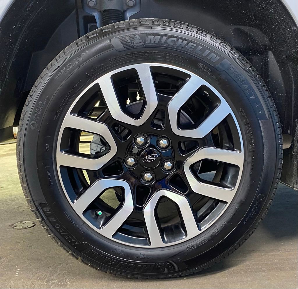 Used 2023 Ford Maverick Lariat image 50