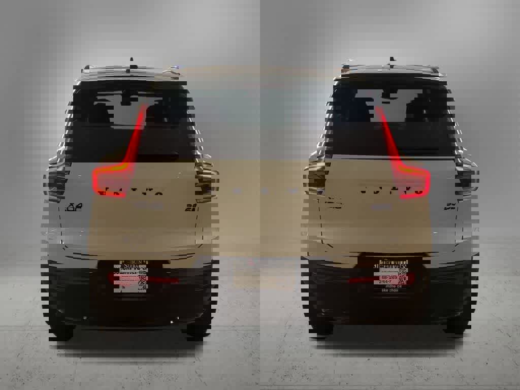 New 2026 Volvo XC40 B5 Ultra w/ Protection Package Premier image 5