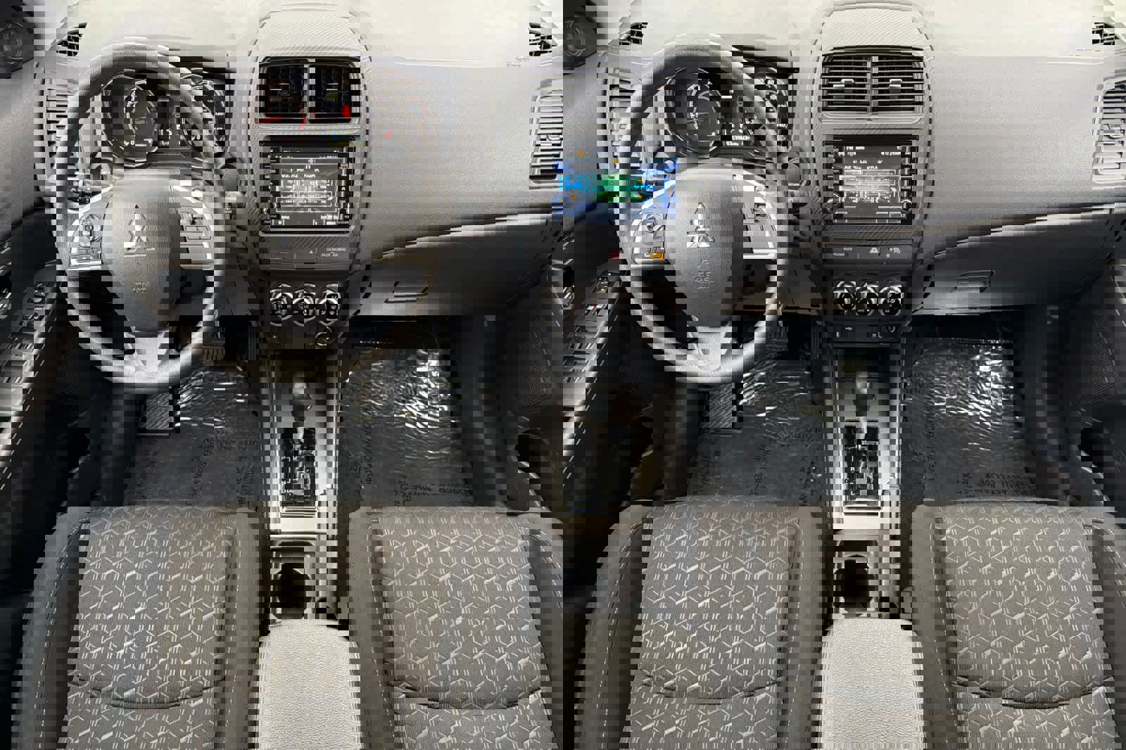 Used 2024 Mitsubishi Outlander Sport ES image 3