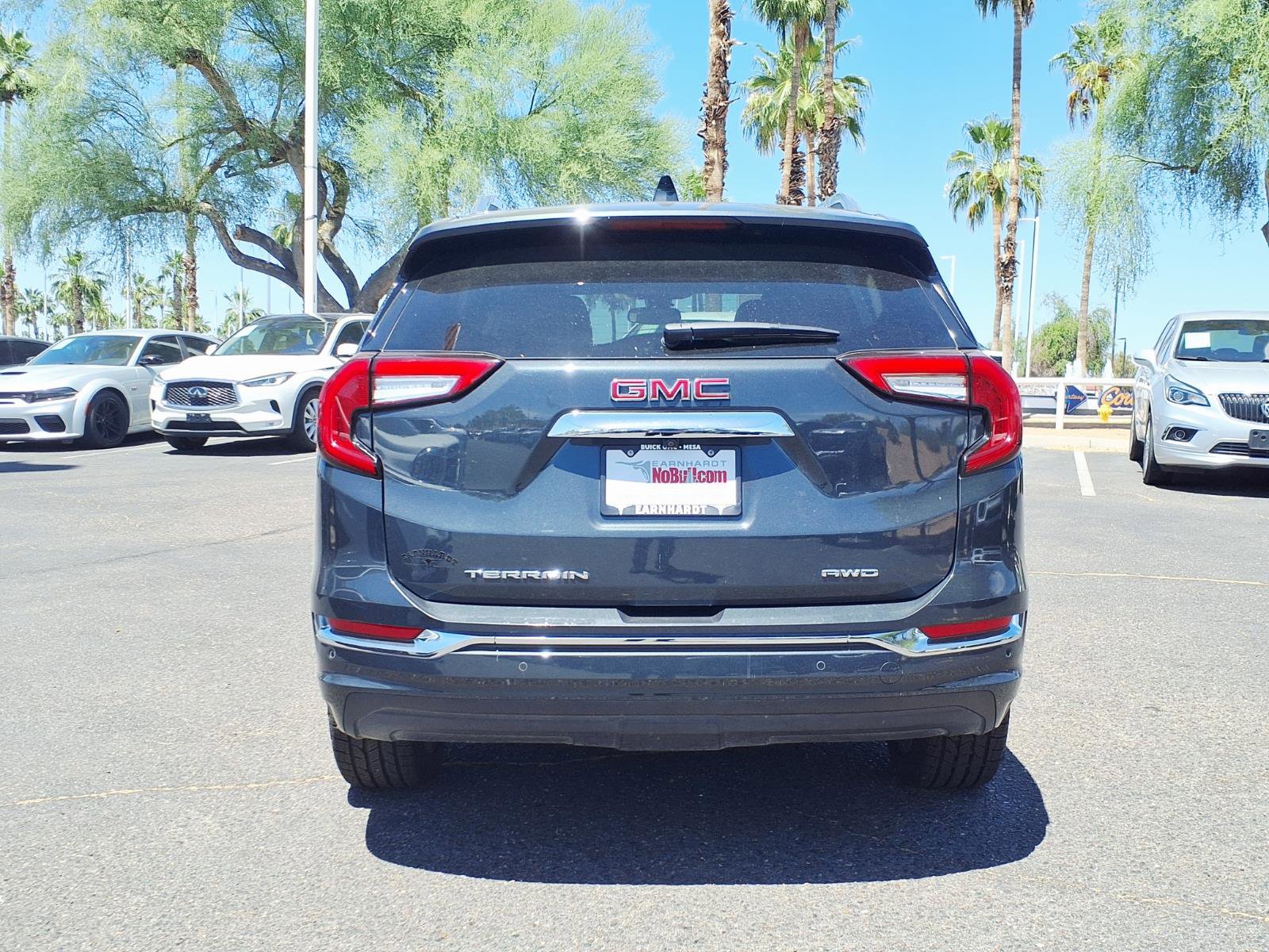 Used 2022 GMC Terrain Denali w/ Denali Premium Package AWD/4WD image 6