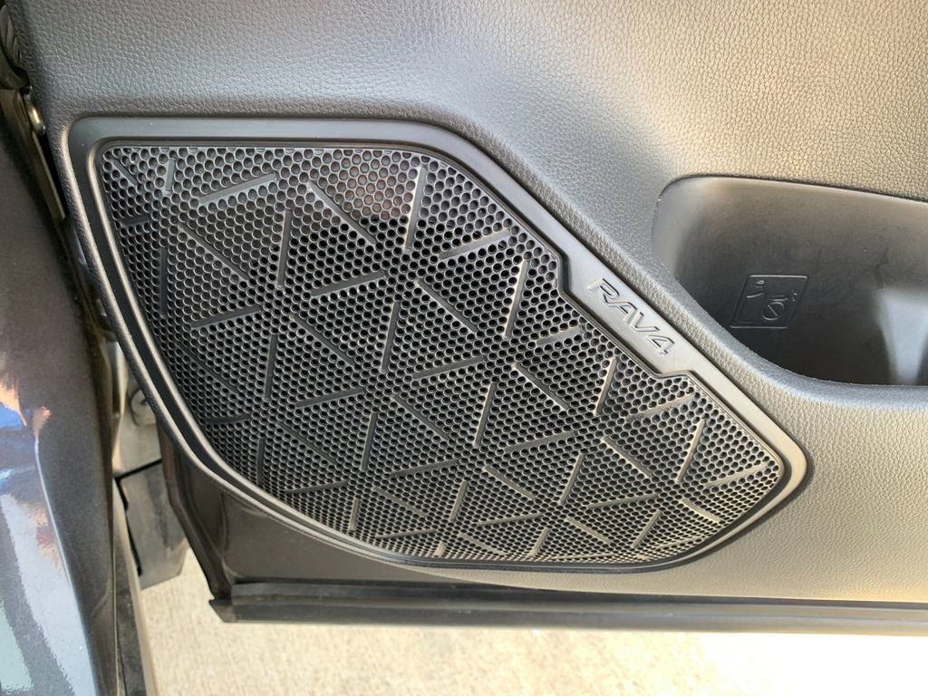 Used 2020 Toyota RAV4 XSE w/ XSE Grade Weather Package image 22
