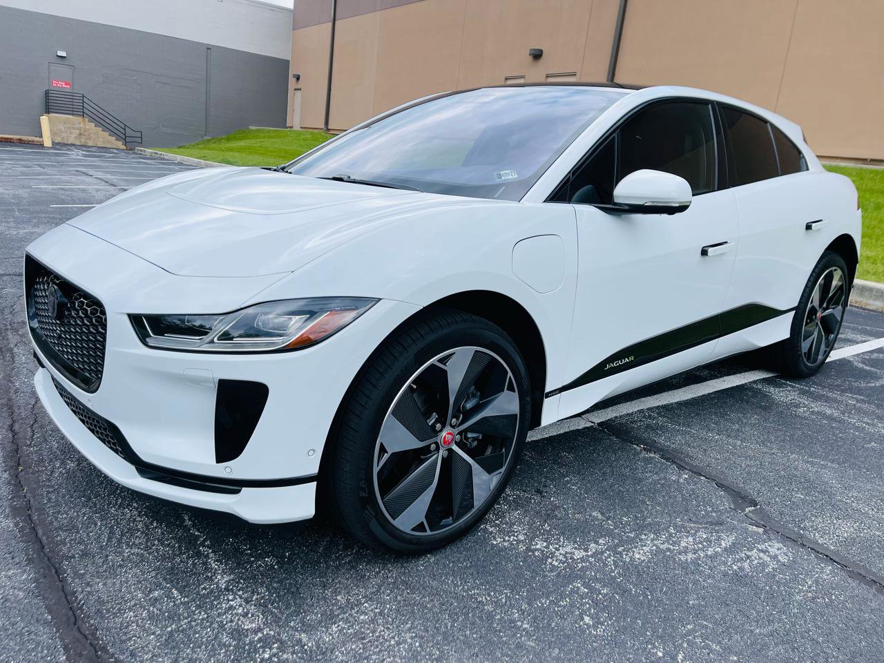 Used 2020 Jaguar I-PACE HSE AWD/4WD image 3