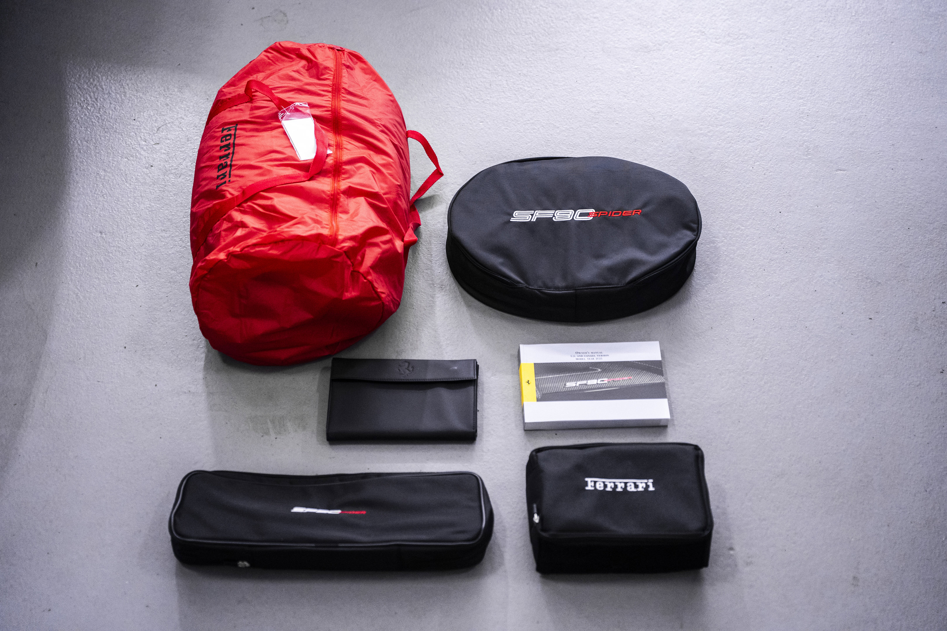 Used 2025 Ferrari SF90 Spider image 52