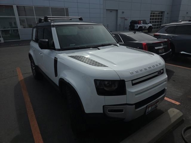 Used 2020 Land Rover Defender 110 HSE AWD/4WD image 2