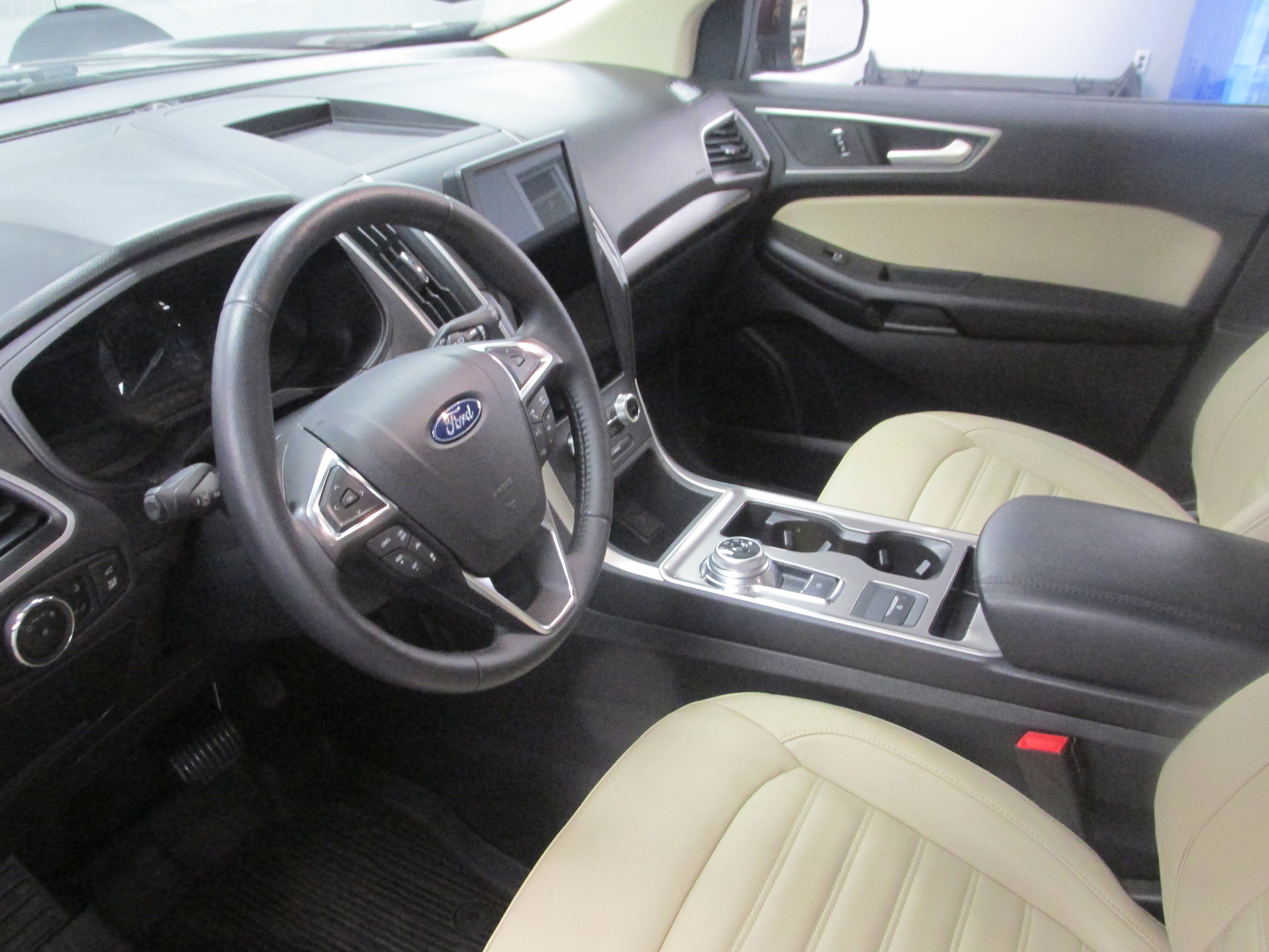 Used 2023 Ford Edge SEL w/ Convenience Package AWD/4WD image 22