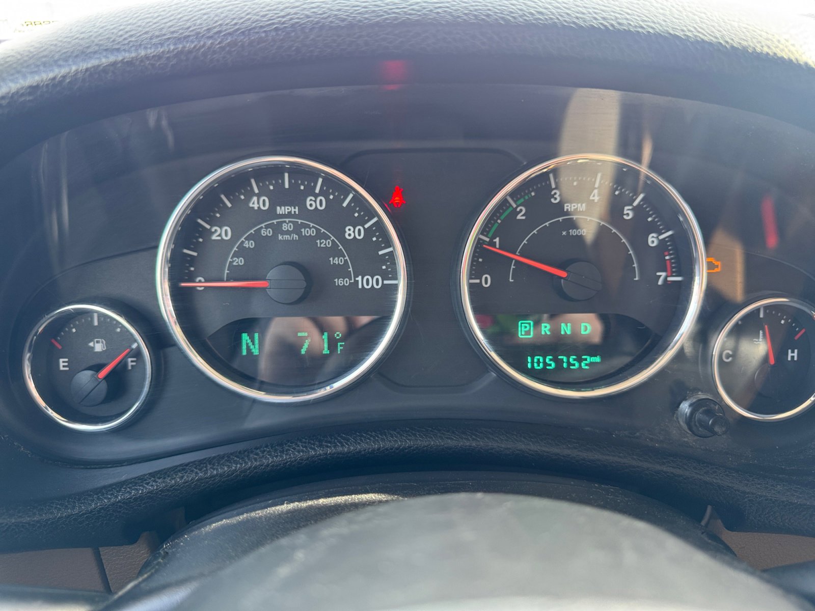 Used 2015 Jeep Wrangler Unlimited Sahara w/ Max Tow Package image 19