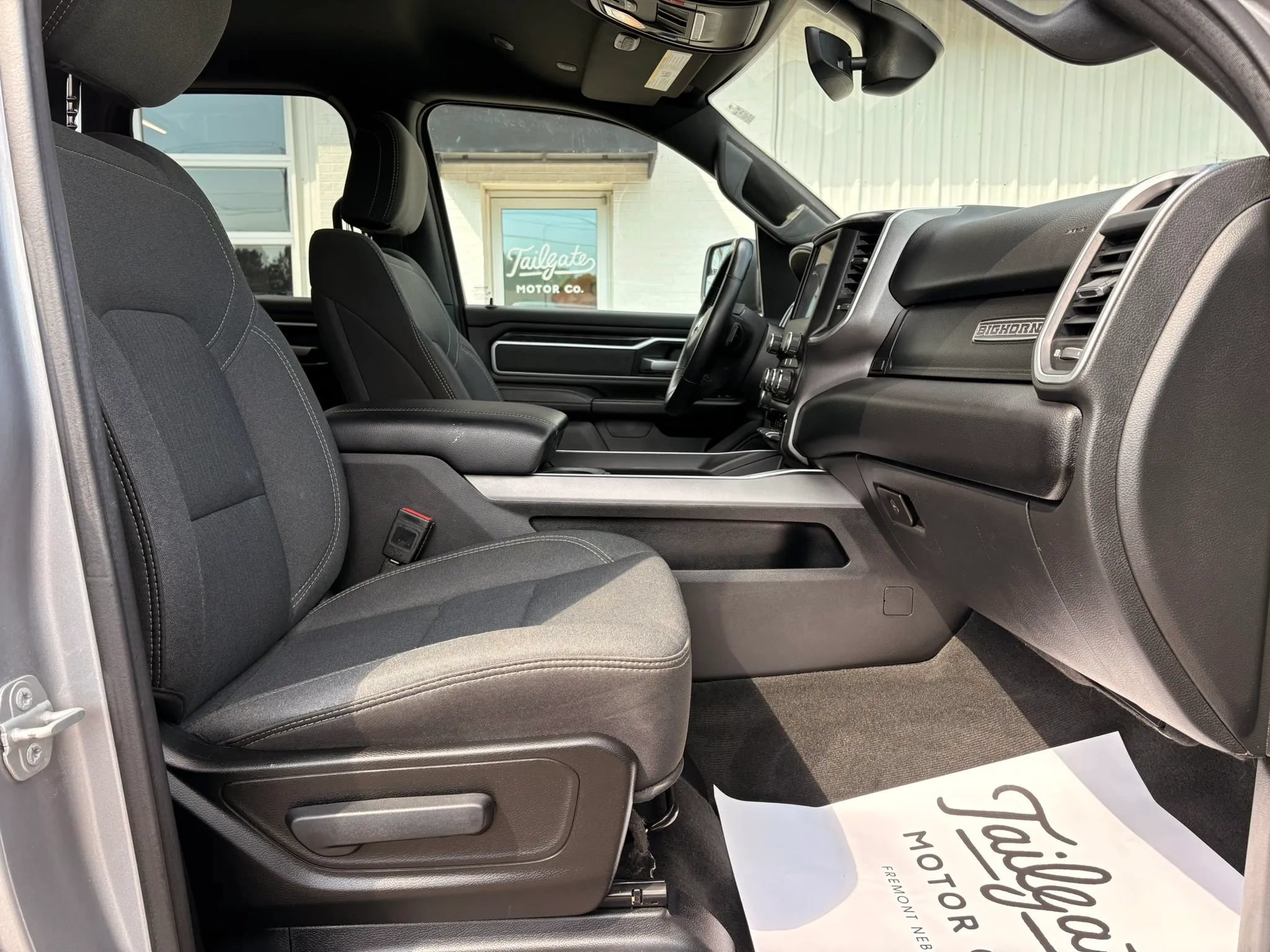 Used 2022 RAM 1500 Big Horn AWD/4WD image 12