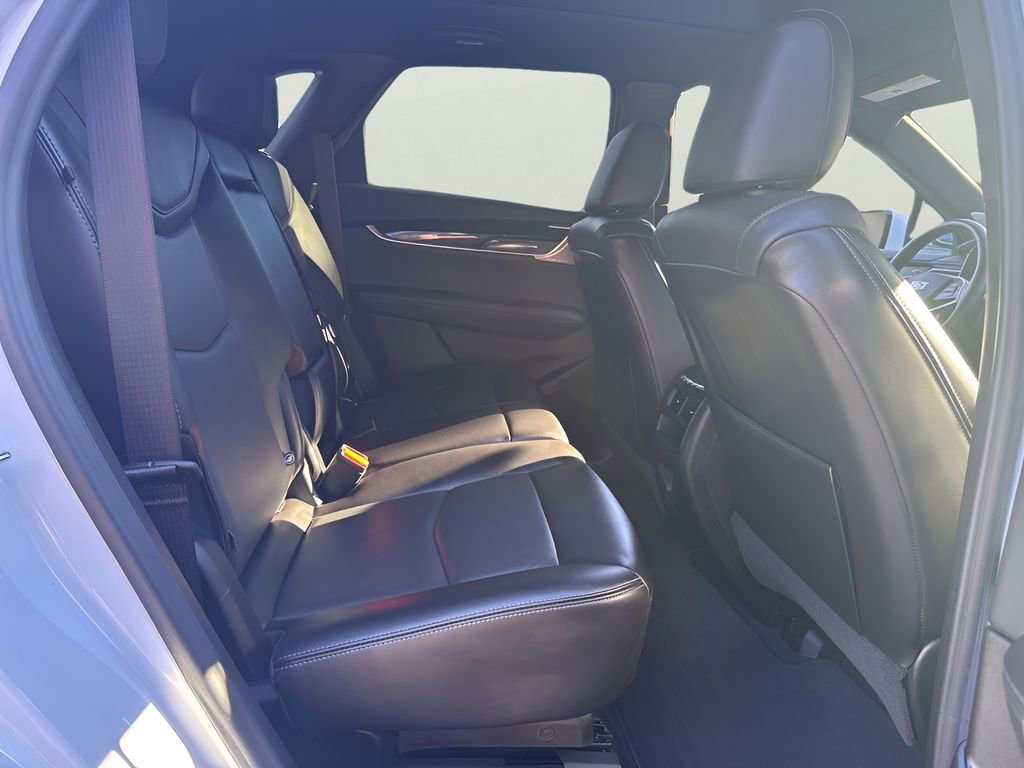 Certified 2025 Cadillac XT5 Premium Luxury image 18