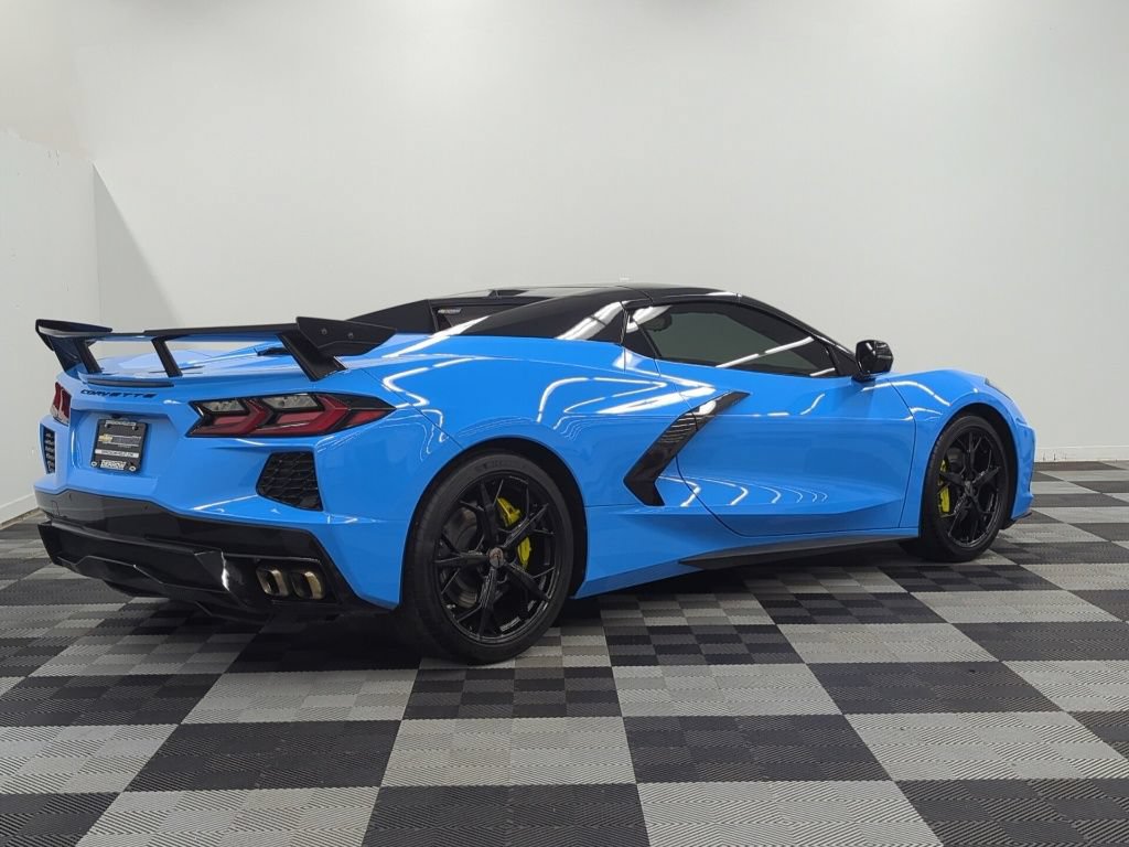 Used 2021 Chevrolet Corvette Stingray Premium Conv w/ Z51 Performance Package RWD image 8