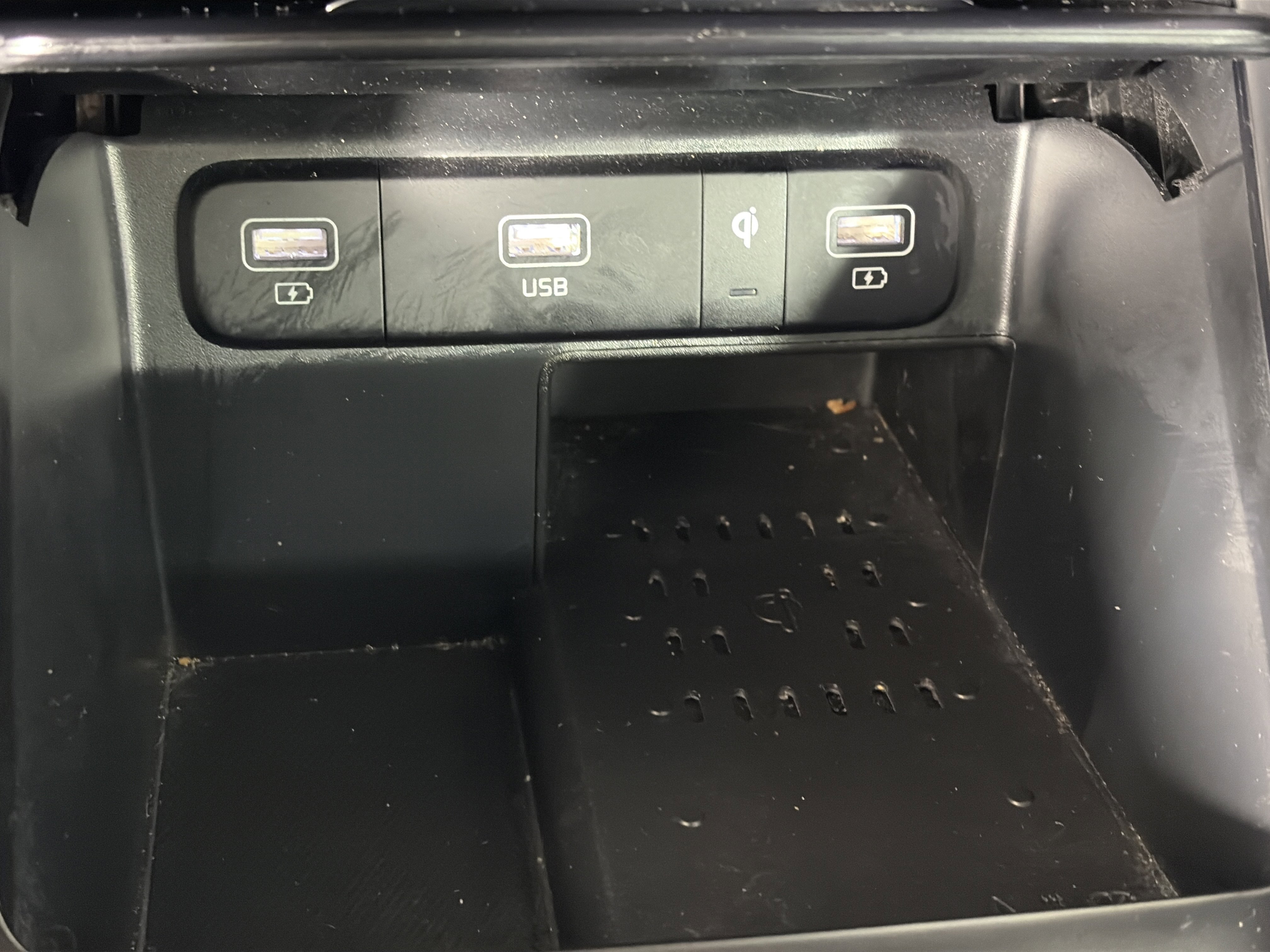 Certified 2023 Kia Sorento S w/ Panoramic Sunroof Package image 24