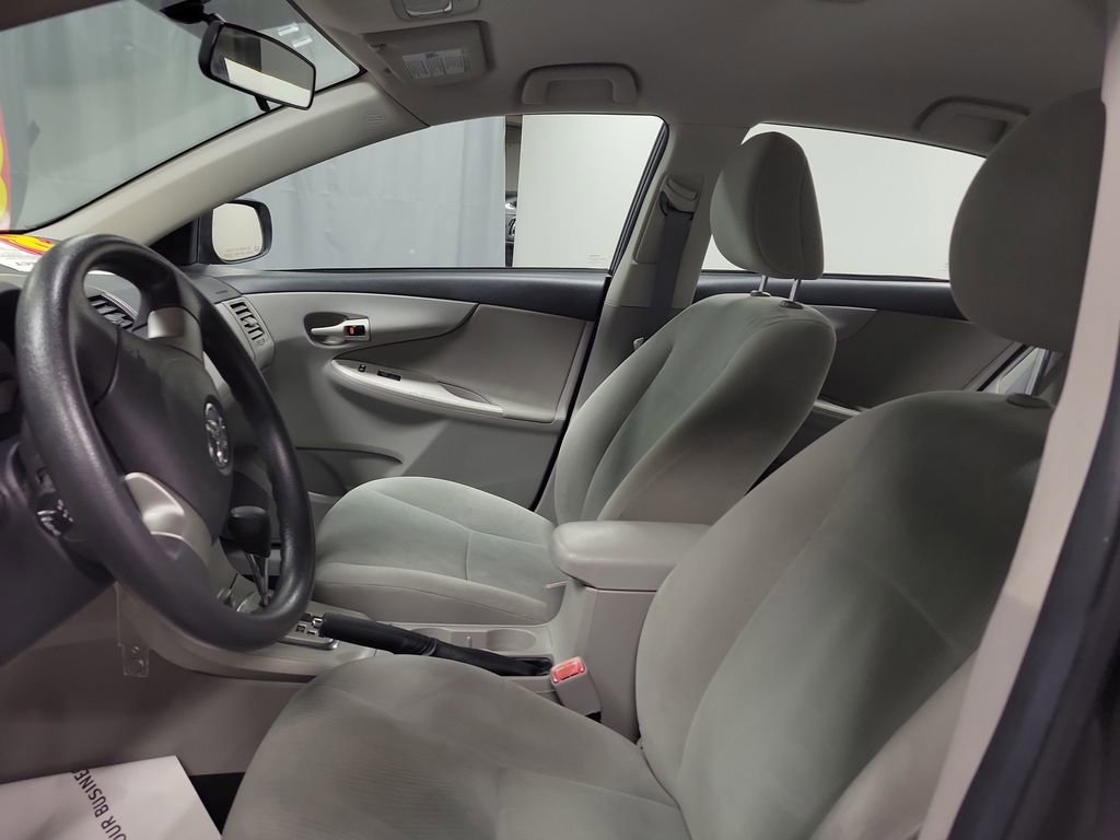 Used 2011 Toyota Corolla LE image 12