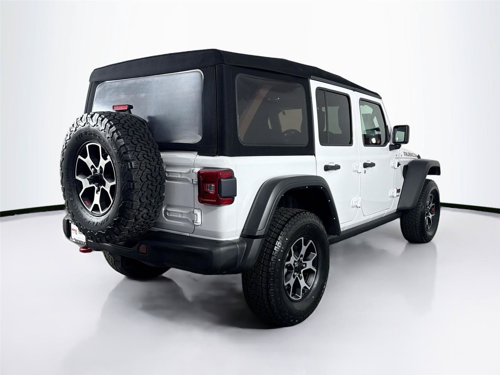 Used 2021 Jeep Wrangler Unlimited Rubicon AWD/4WD image 2