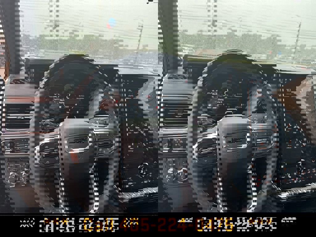 New 2026 GMC Yukon Denali w/ Denali Reserve Package AWD/4WD image 17