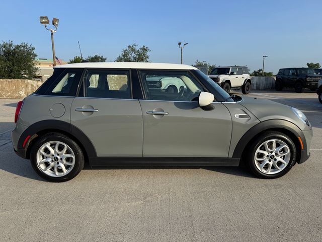 Used 2021 MINI Cooper 4-Door Hardtop FWD image 7