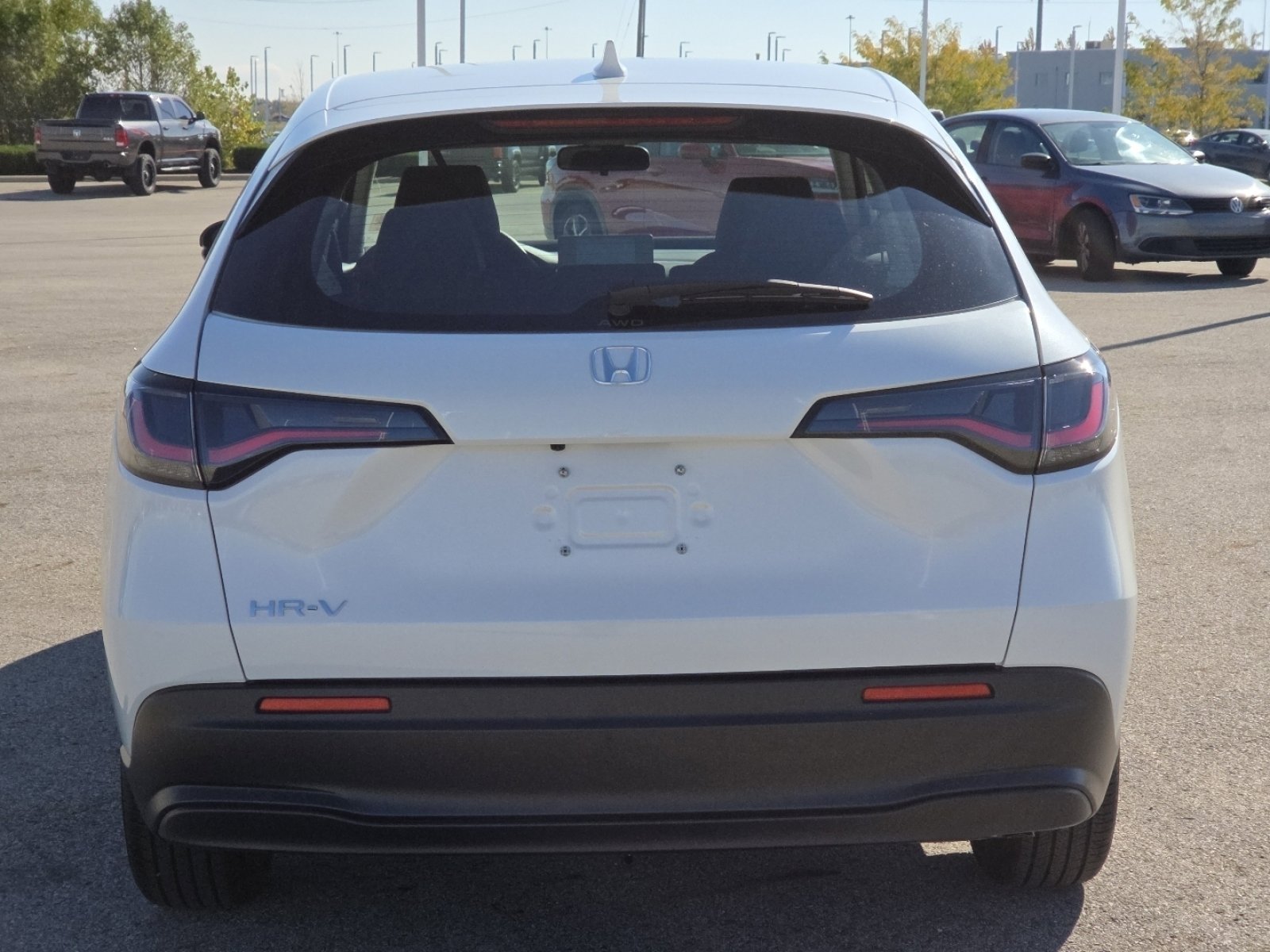 Used 2025 Honda HR-V LX image 15