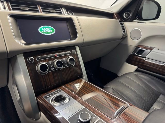 Used 2017 Land Rover Range Rover HSE image 25