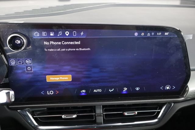 Used 2025 Chevrolet Equinox EV LT FWD image 34
