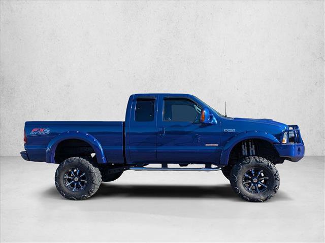 Used 2003 Ford F250 XLT AWD/4WD image 4