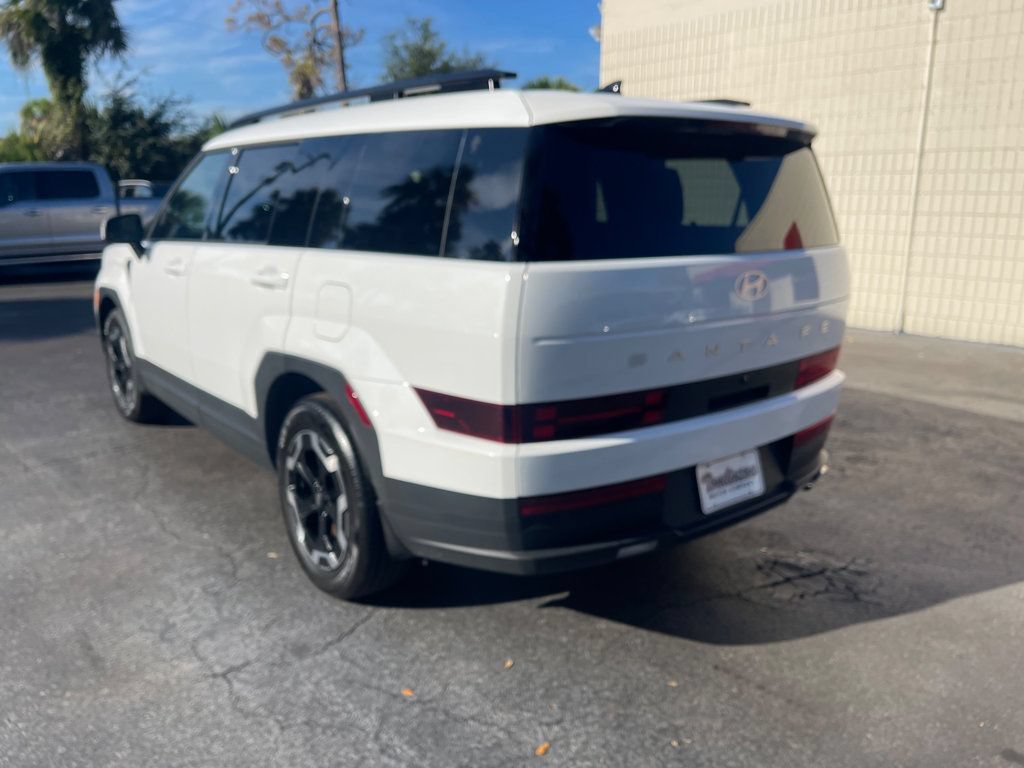 Used 2026 Hyundai Santa Fe SEL FWD image 3