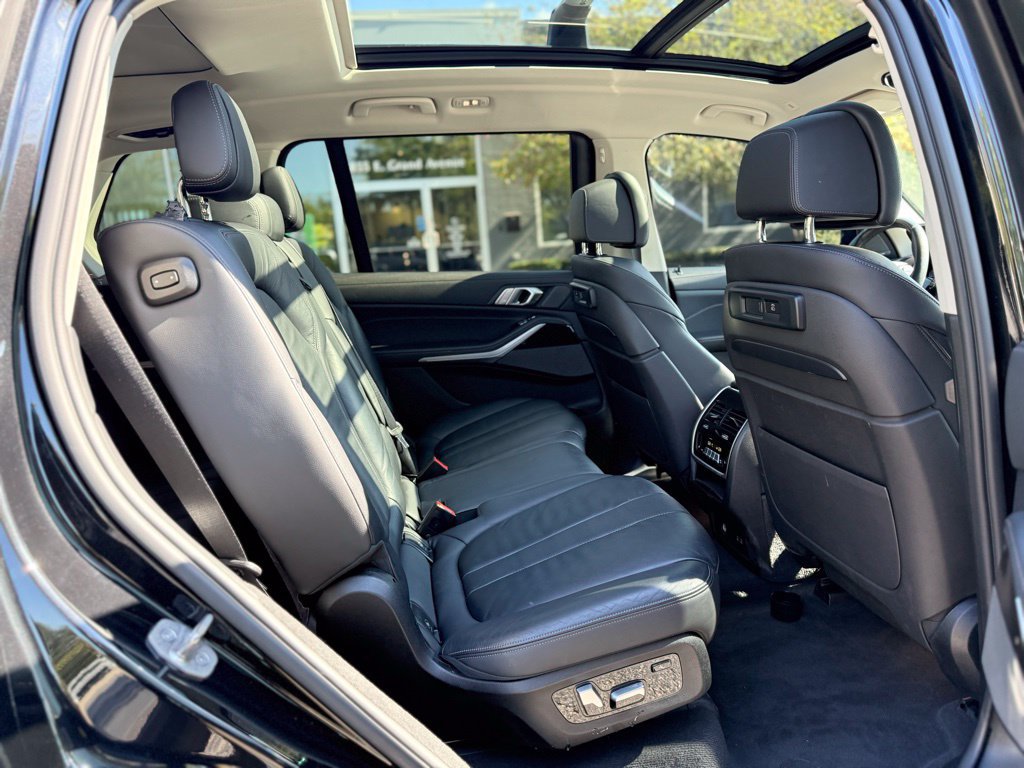 Used 2021 BMW X7 xDrive40i AWD/4WD image 31