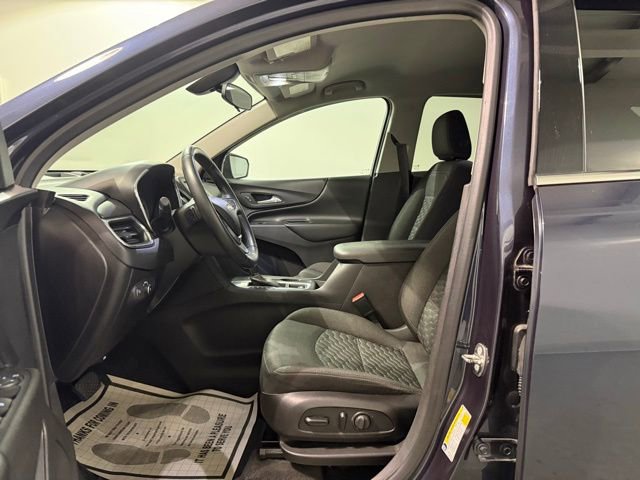 Used 2018 Chevrolet Equinox LT image 11