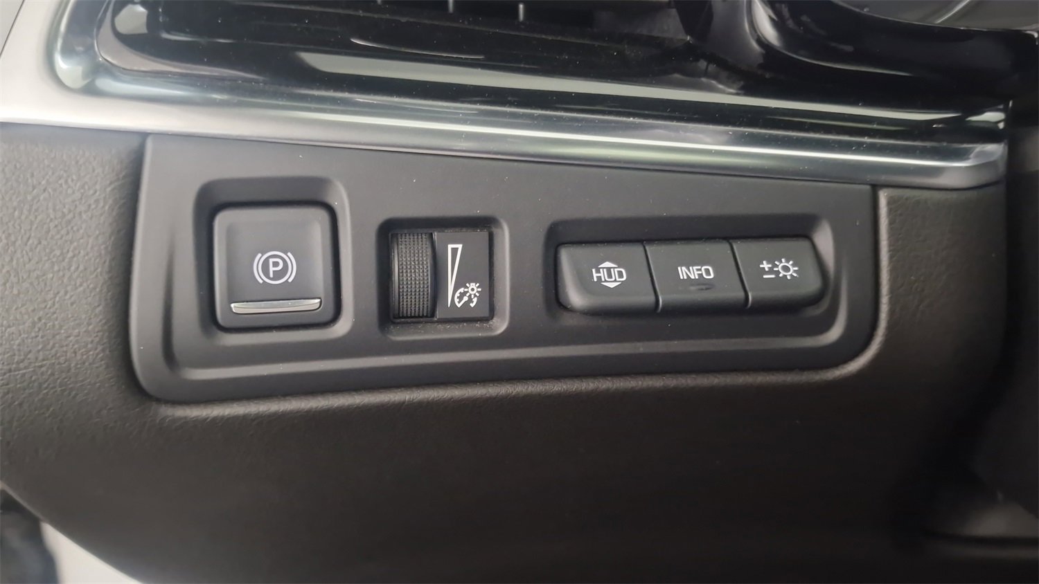 Used 2022 Cadillac XT6 Premium Luxury w/ Platinum Package image 25