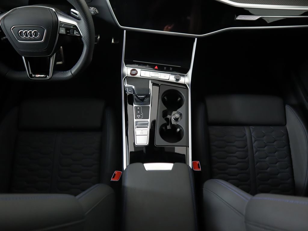New 2025 Audi RS 6 performance image 18