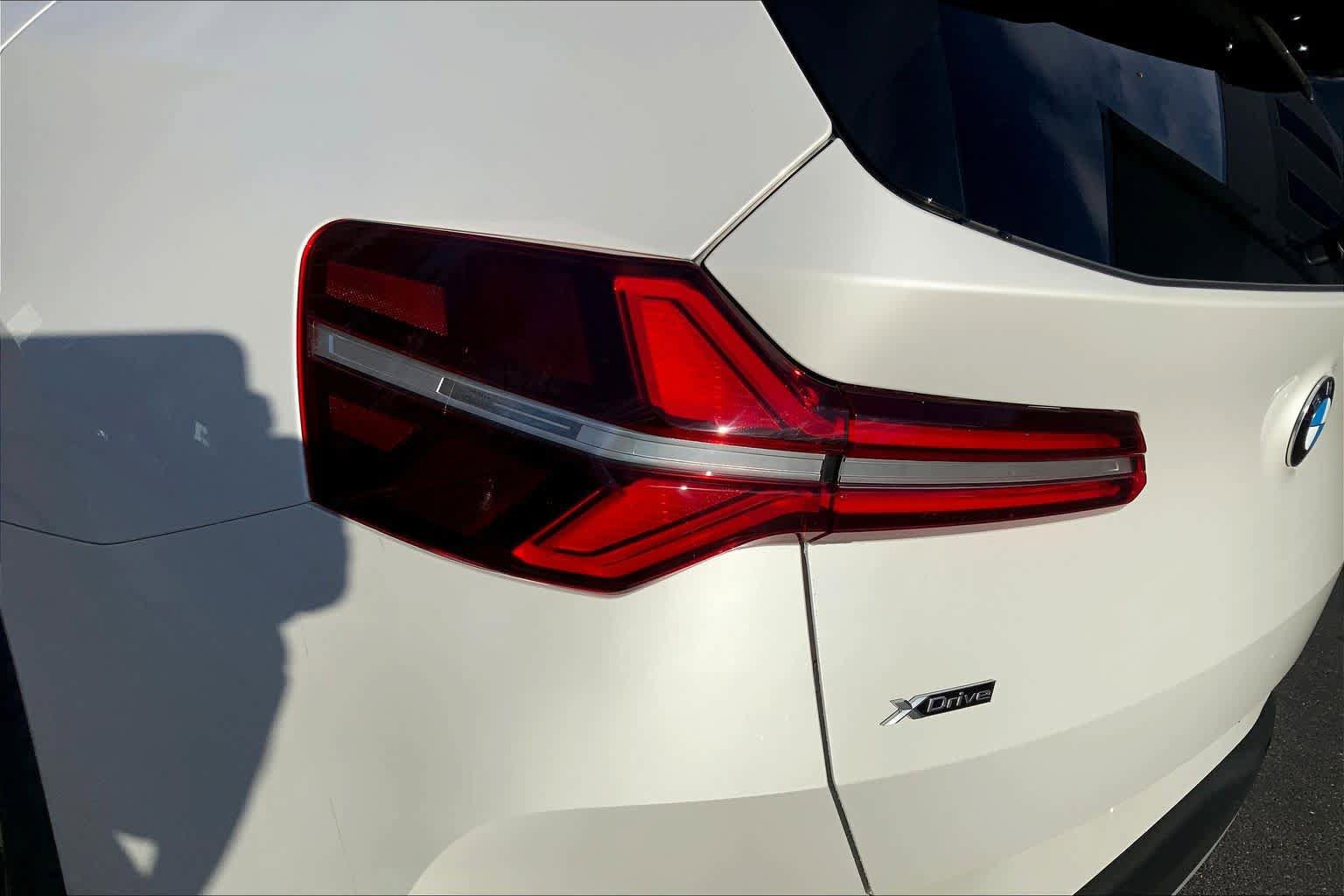 New 2026 BMW X3 xDrive30 w/ Premium Package image 14