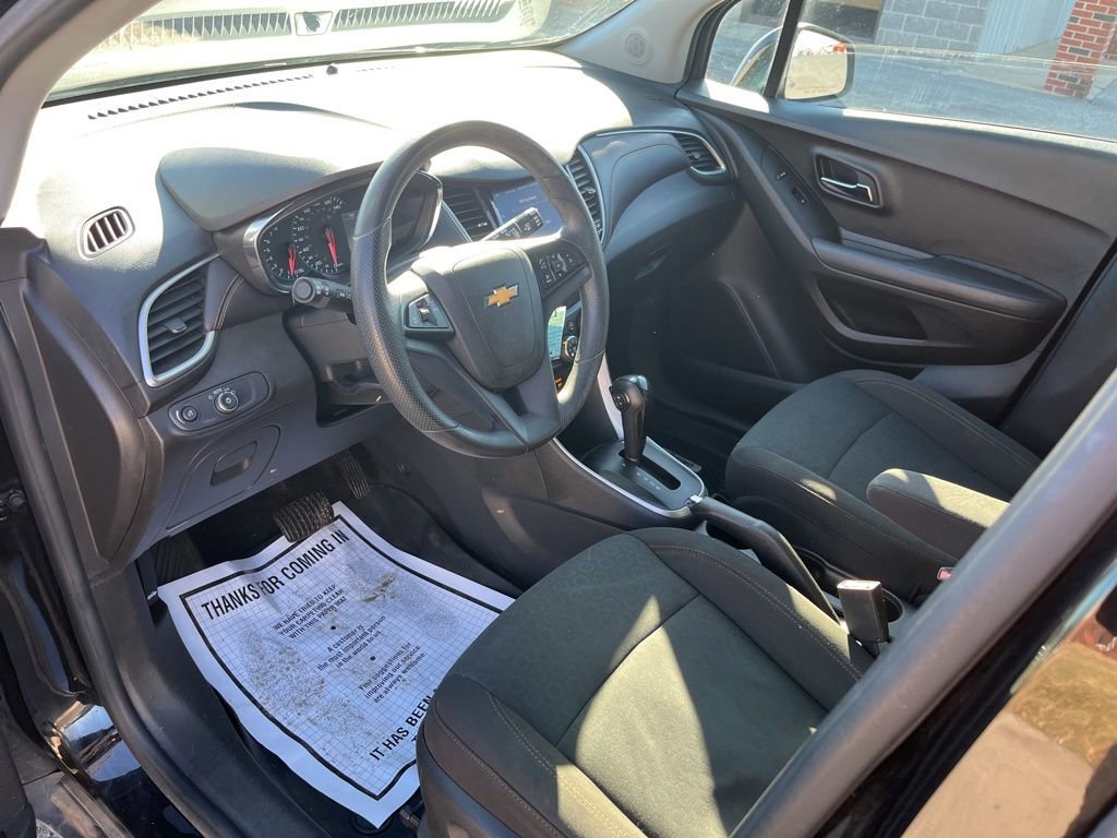 Used 2020 Chevrolet Trax LS w/ Tint and Cruise Package image 25