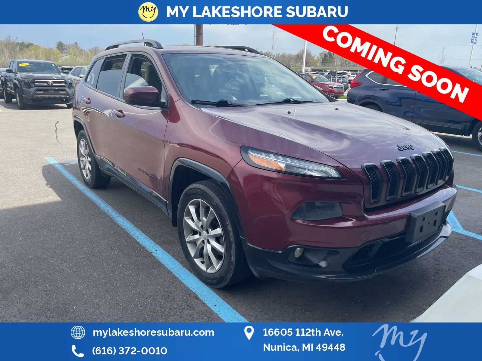 Used 2018 Jeep Cherokee Latitude AWD/4WD image 1