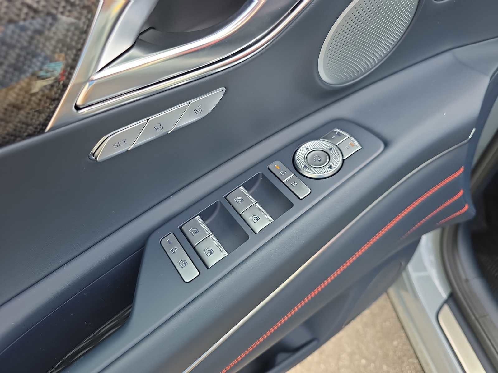 New 2026 Genesis GV80 3.5T e-SC image 16