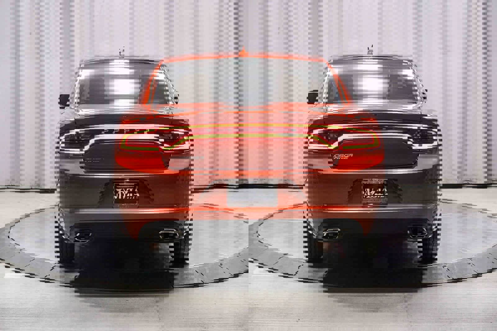 Used 2023 Dodge Charger SXT image 3