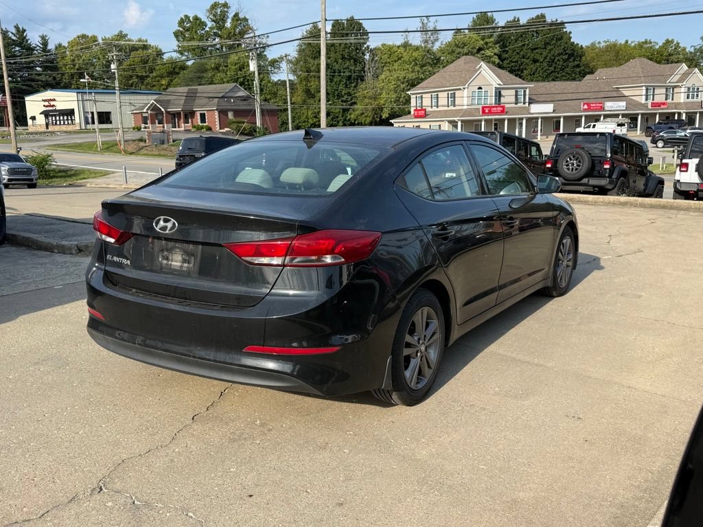 Used 2018 Hyundai Elantra SEL w/ Winter Weather Package FWD image 6