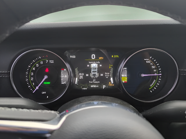 Used 2023 Jeep Wrangler Unlimited Sahara w/ Cold Weather Group AWD/4WD image 19