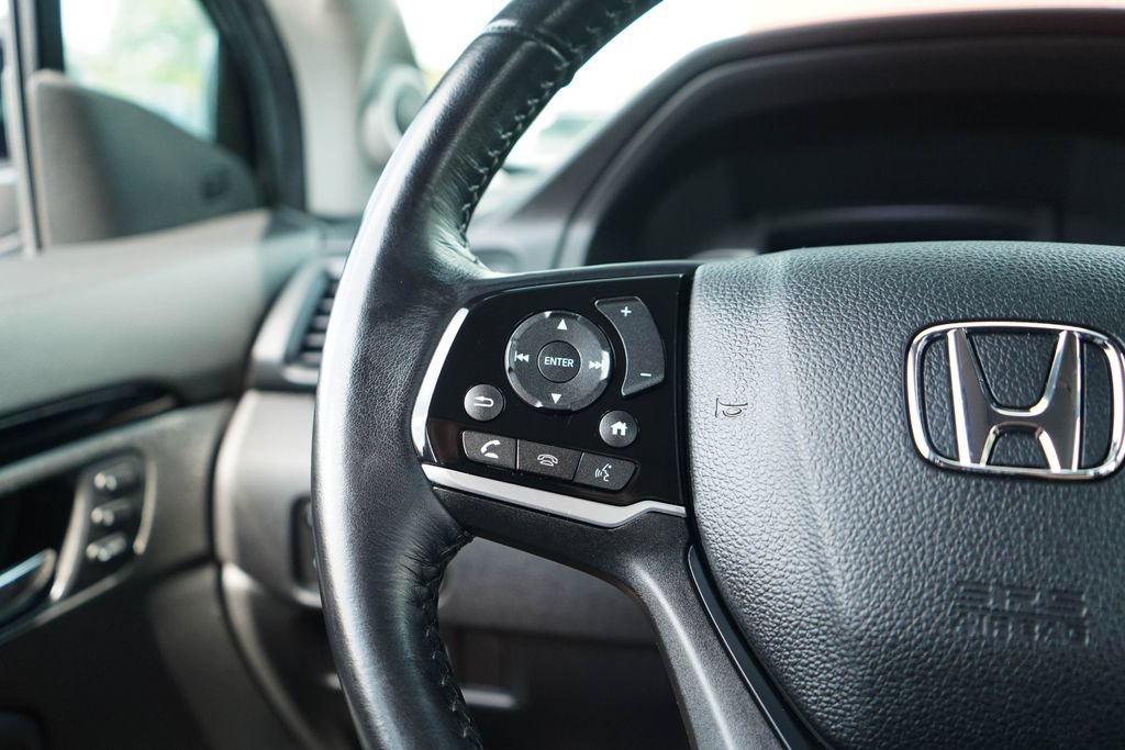 Used 2019 Honda Pilot Touring image 32