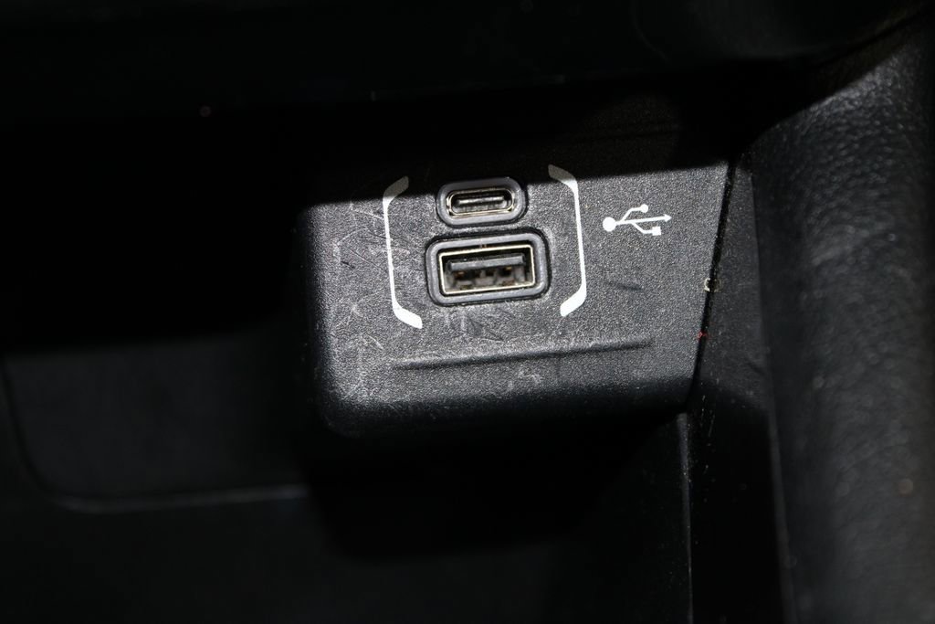 Used 2024 Jeep Compass Latitude image 31