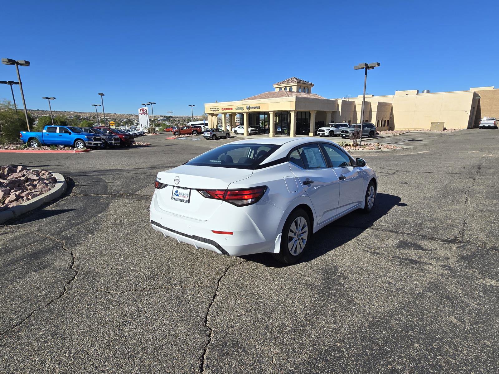 Used 2025 Nissan Sentra S w/ Lighting Package image 5