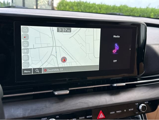 Certified 2023 Kia Carnival EX image 8