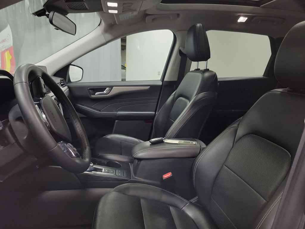 Used 2022 Ford Escape SEL AWD/4WD image 12