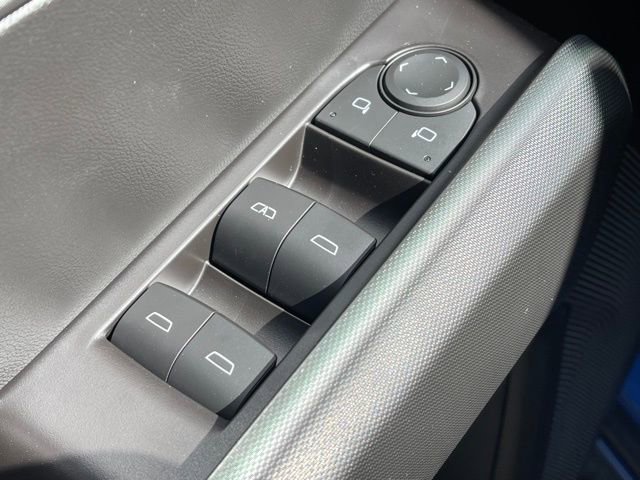 New 2026 GMC Canyon Elevation w/ Convenience Package image 17