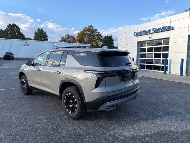 New 2027 Chevrolet Traverse Z71 w/ Enhanced Driving Package AWD/4WD image 7