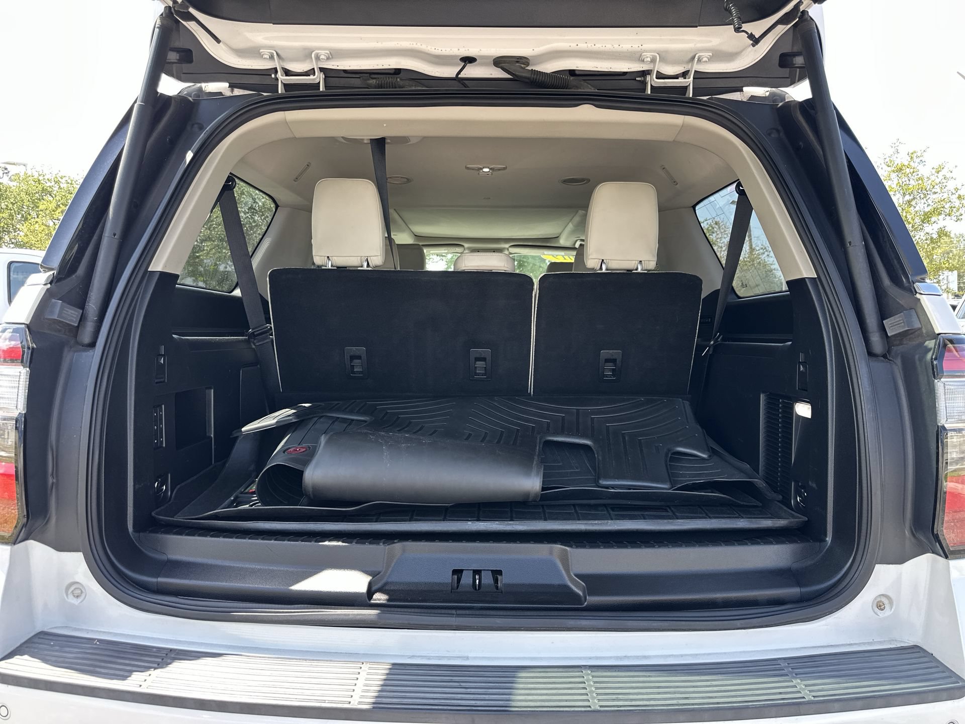 Used 2019 Ford Expedition Max Platinum AWD/4WD image 13
