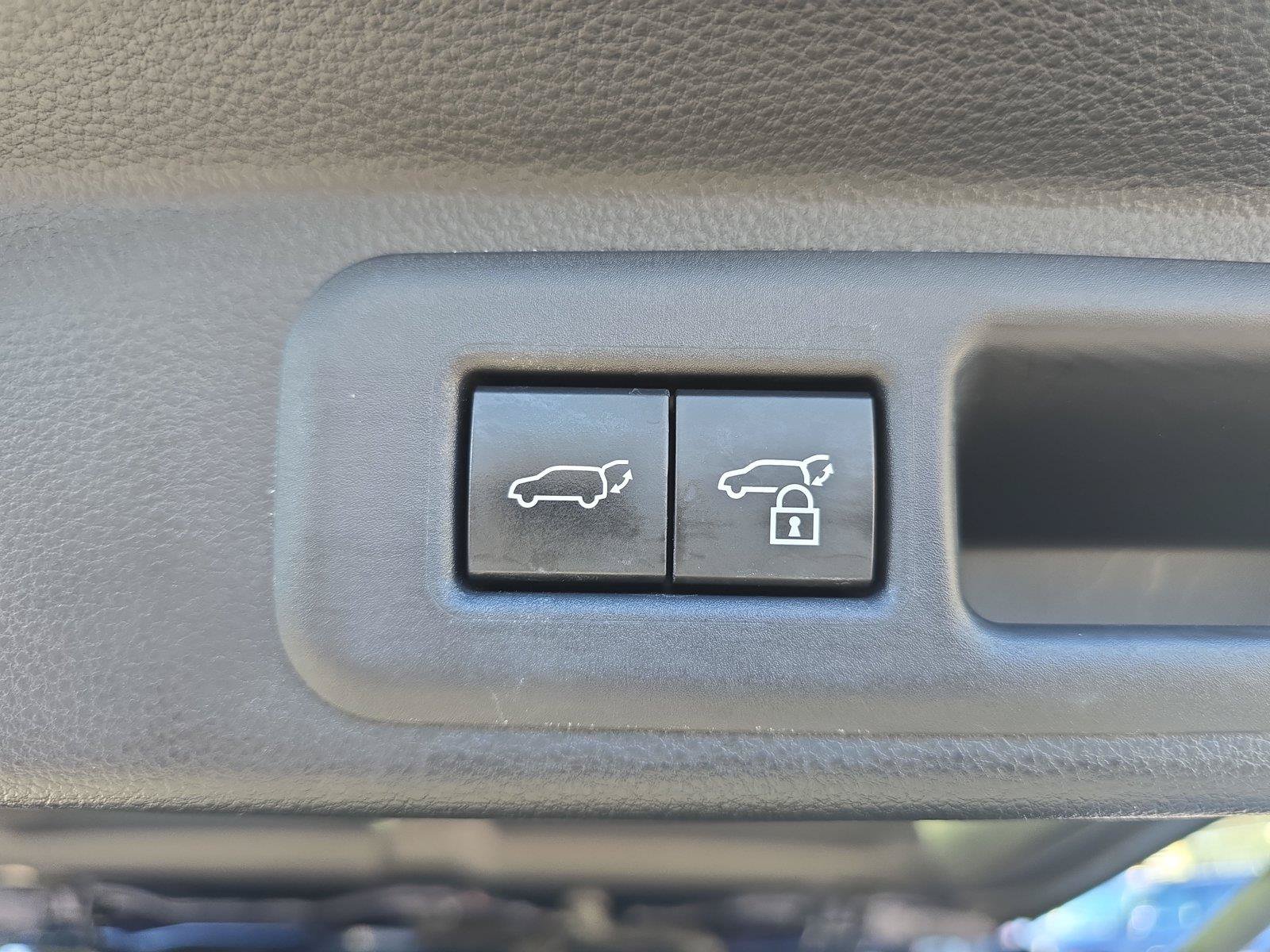 Used 2023 Toyota Sequoia Platinum AWD/4WD image 29