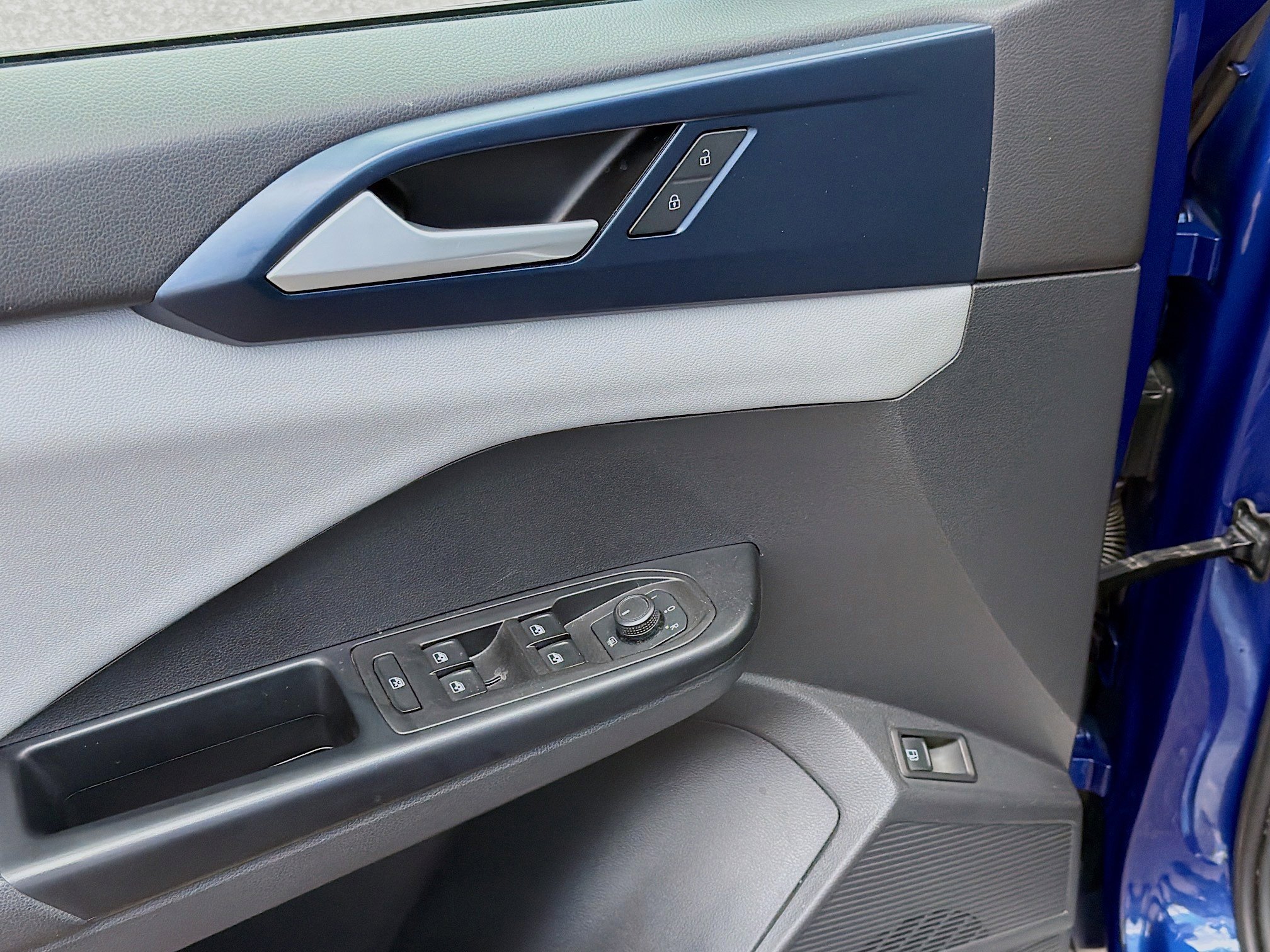 Used 2022 Volkswagen Taos SE image 21