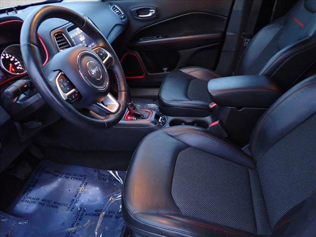 Used 2018 Jeep Compass Trailhawk w/ Cold Weather Group image 10