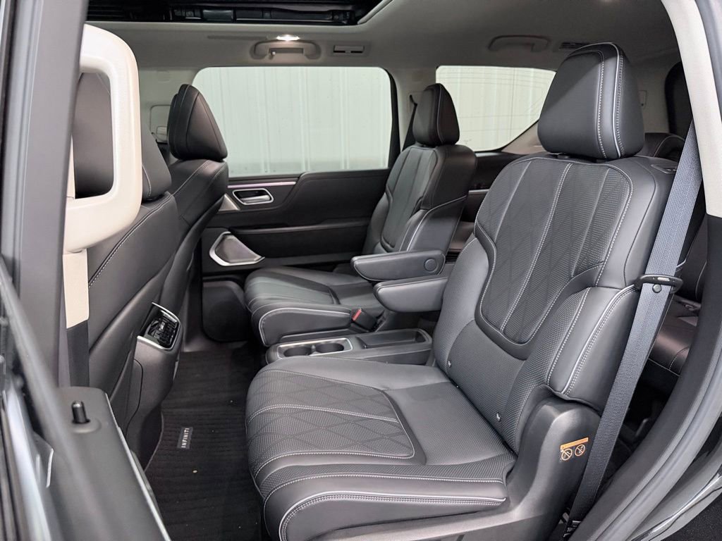 Certified 2025 INFINITI QX80 Sensory AWD/4WD image 39