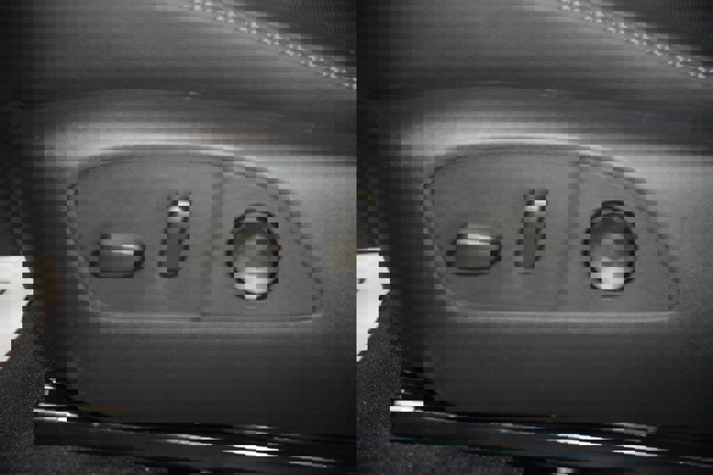 New 2026 Chevrolet Traverse LT w/ Midnight/Sport Edition image 38