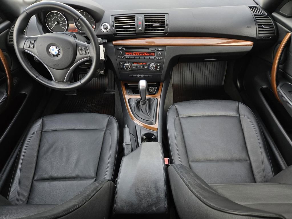 Used 2008 BMW 128i Convertible image 11